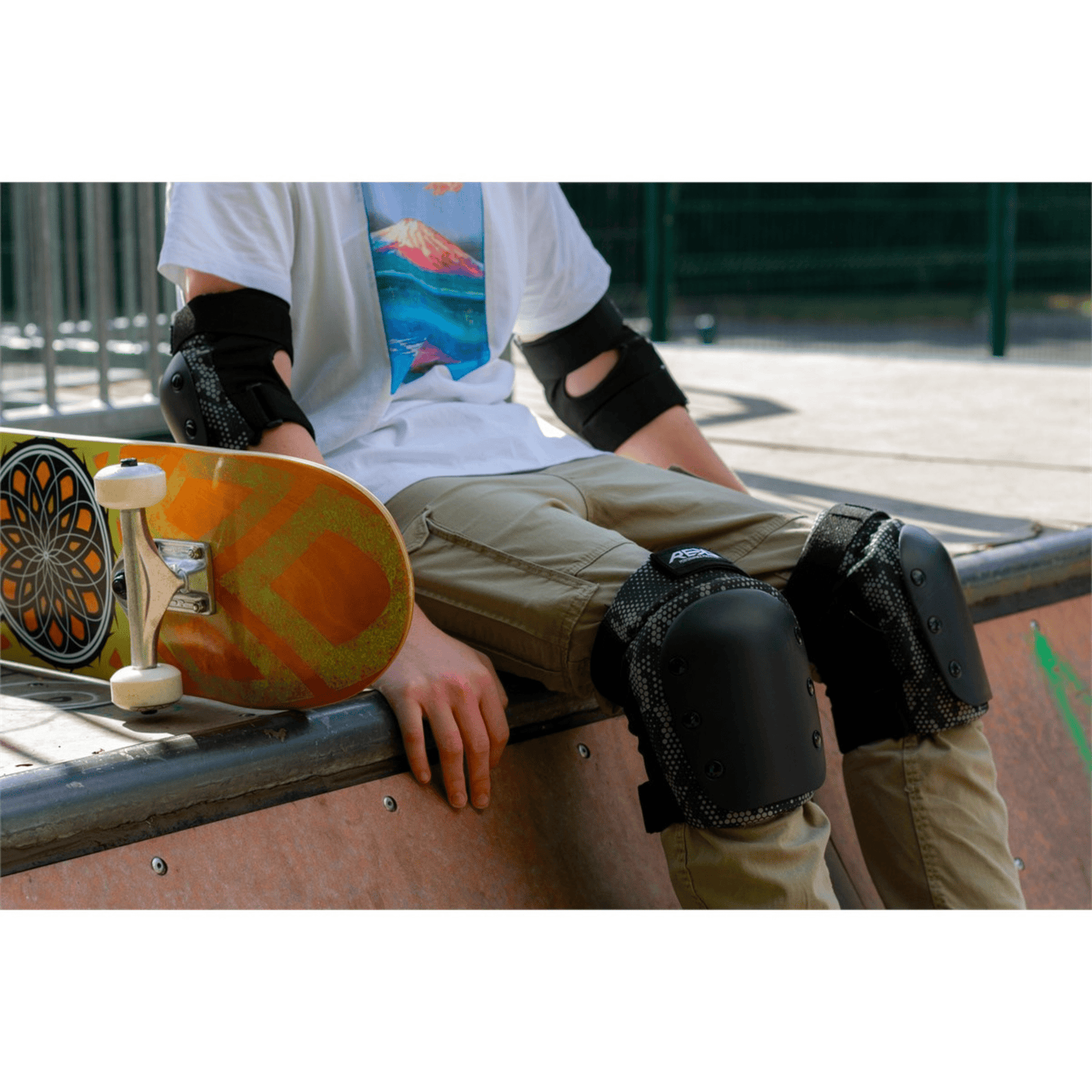 Rekd Youth Heavy Duty Double Pad Set, Black/Grey Protection REKD