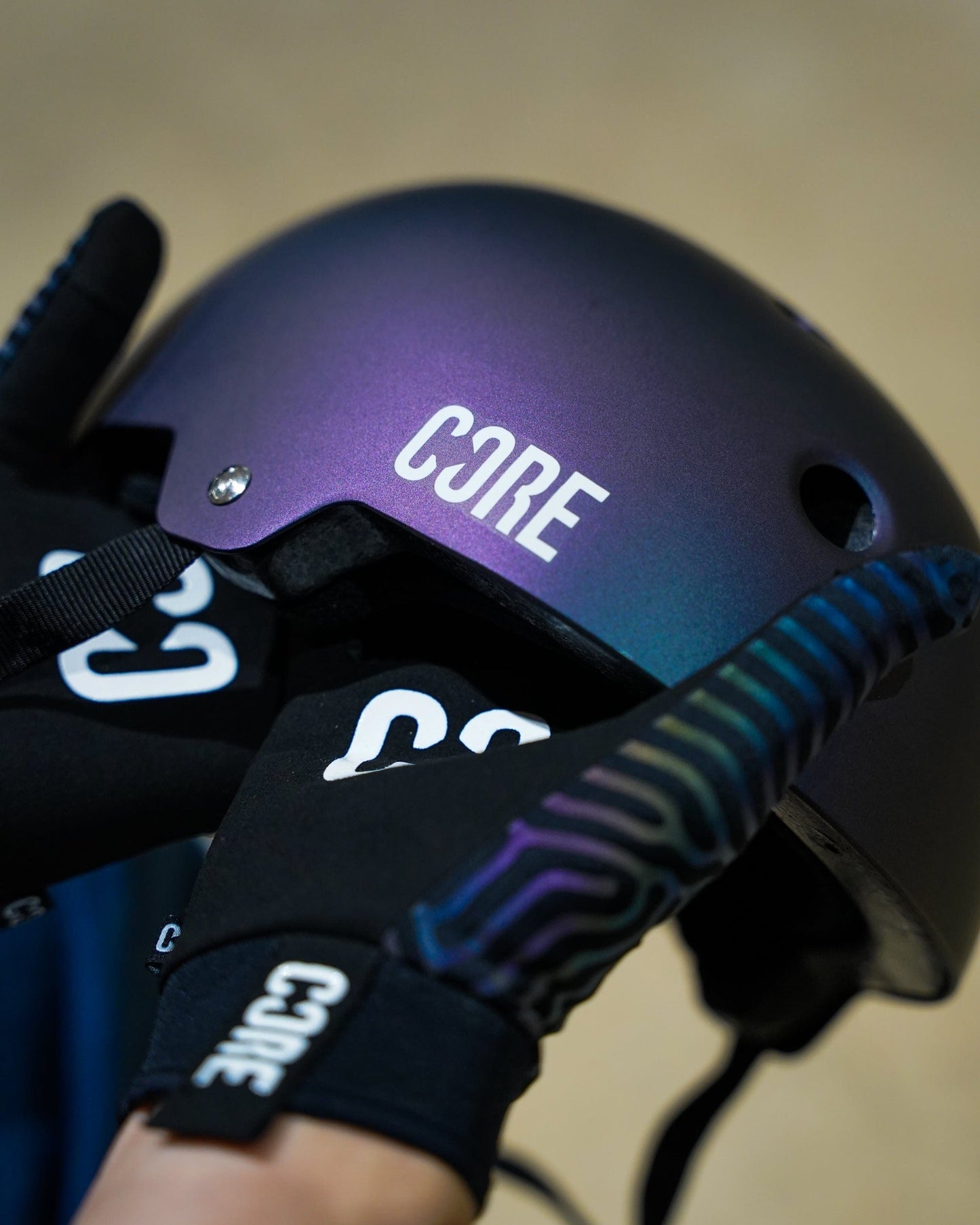 CORE Protection Aero Gloves, Neochrome *Reflective* Protection CORE