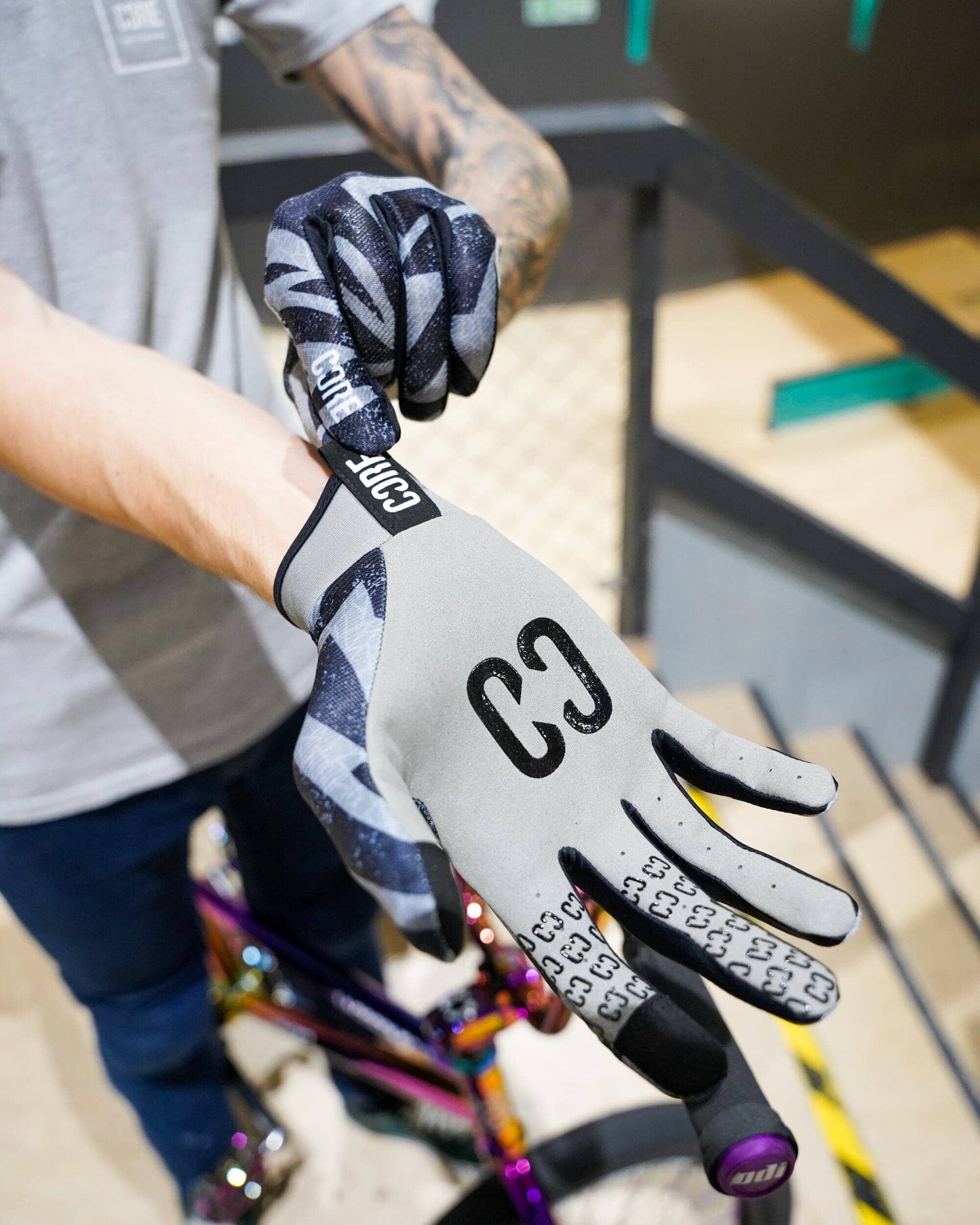 CORE Protection Aero Gloves, Zag Protection CORE