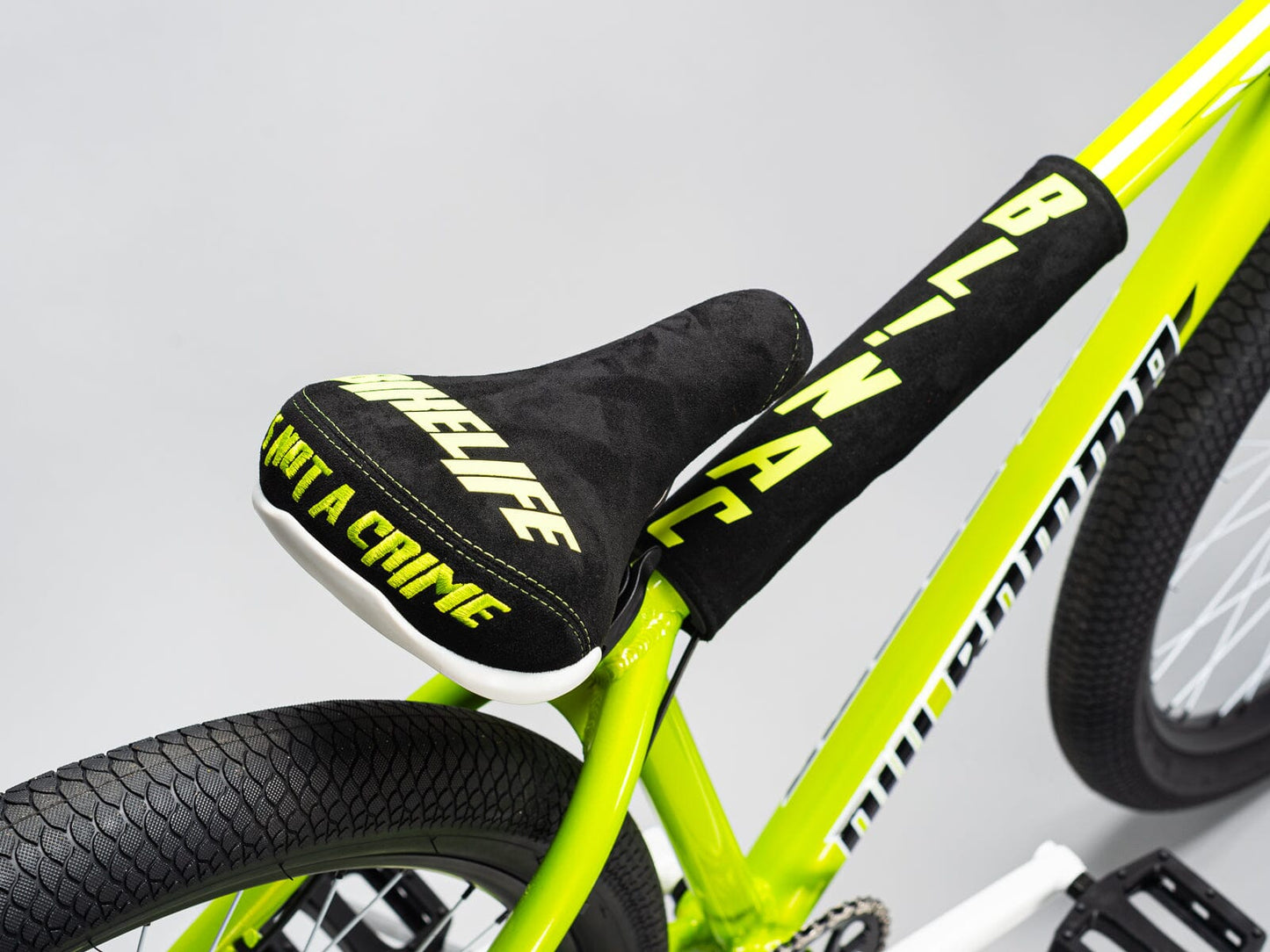 Mafia Bikes OW Bomma Bike, Green Wheelie Bikes Mafia Bikes