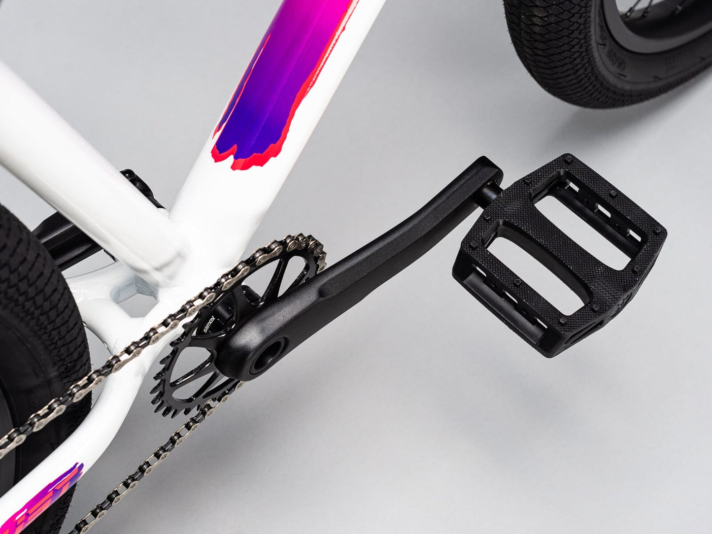 Mafia Bikes Bomma Thrust Street Bike, White Wheelie Bikes Mafia Bikes