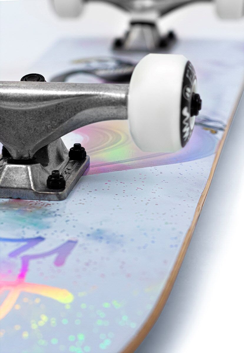 Enuff Skully Hologram Complete Skateboard, White Complete Skateboards Enuff 