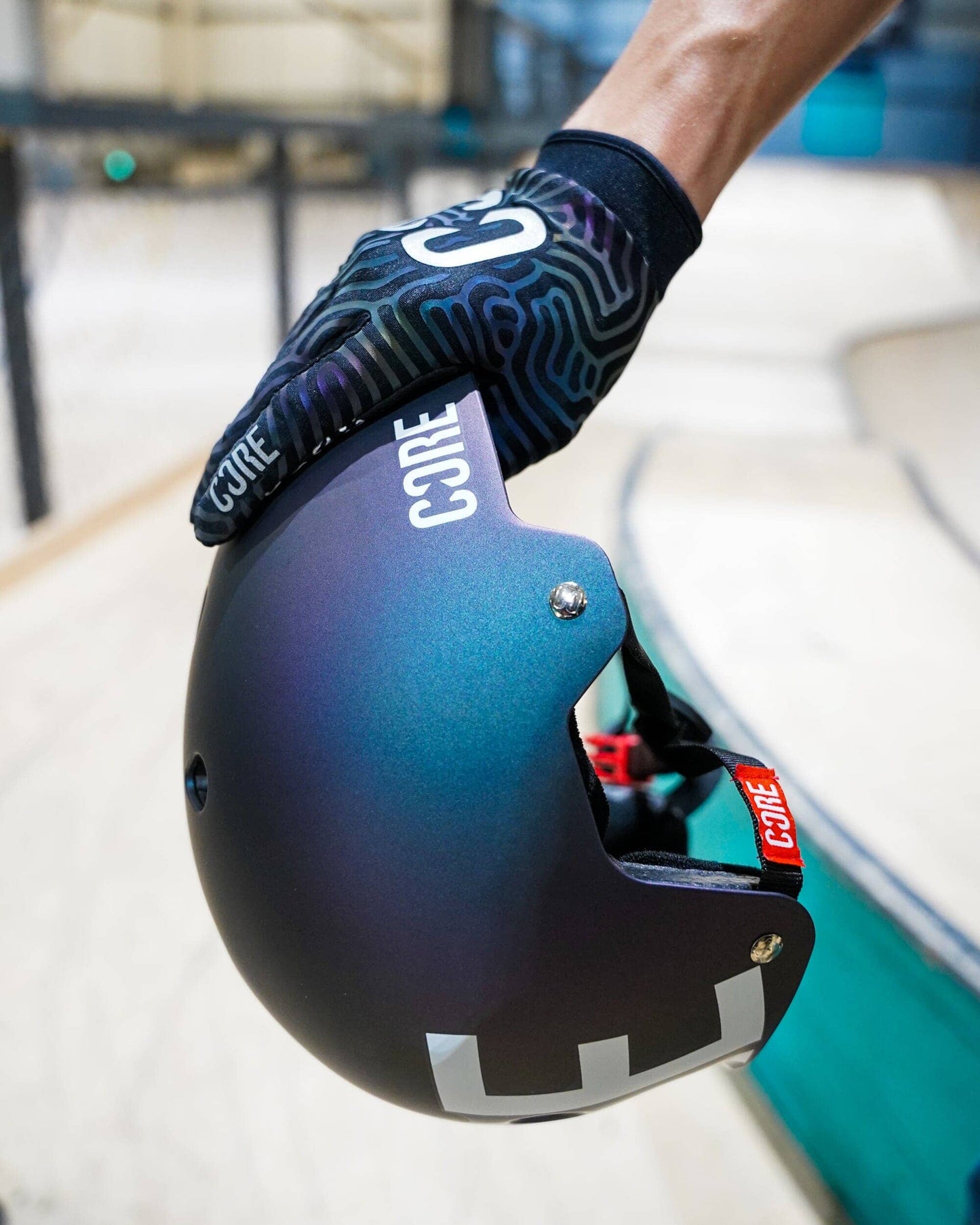 CORE Protection Aero Gloves, Neochrome *Reflective* Protection CORE 