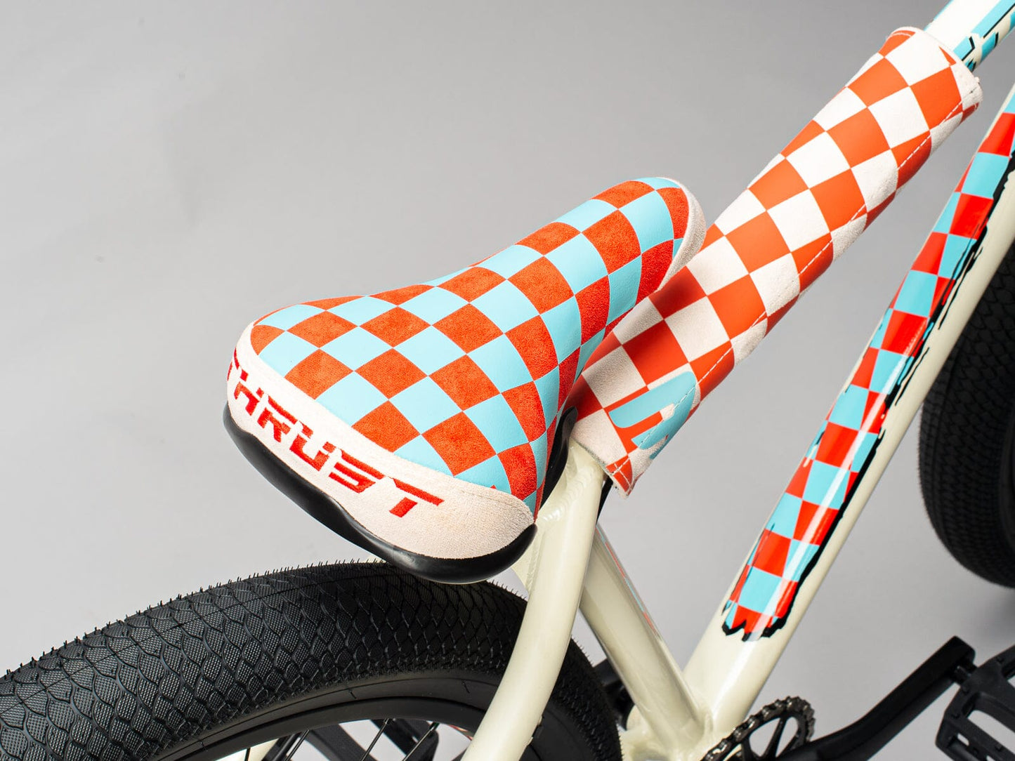 Mafia Bikes Bomma Thrust Street Bike, Ivory Wheelie Bikes Mafia Bikes 