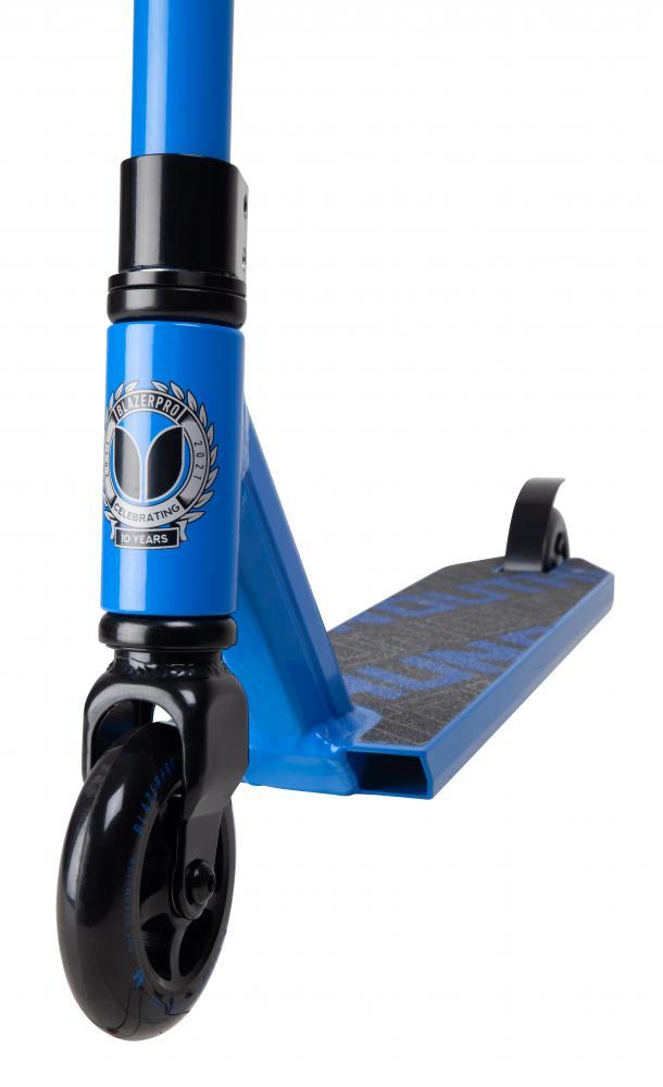 Blazer Pro Outrun 2 Complete Stunt Scooter, Blue Complete Scooters Blazer Pro 